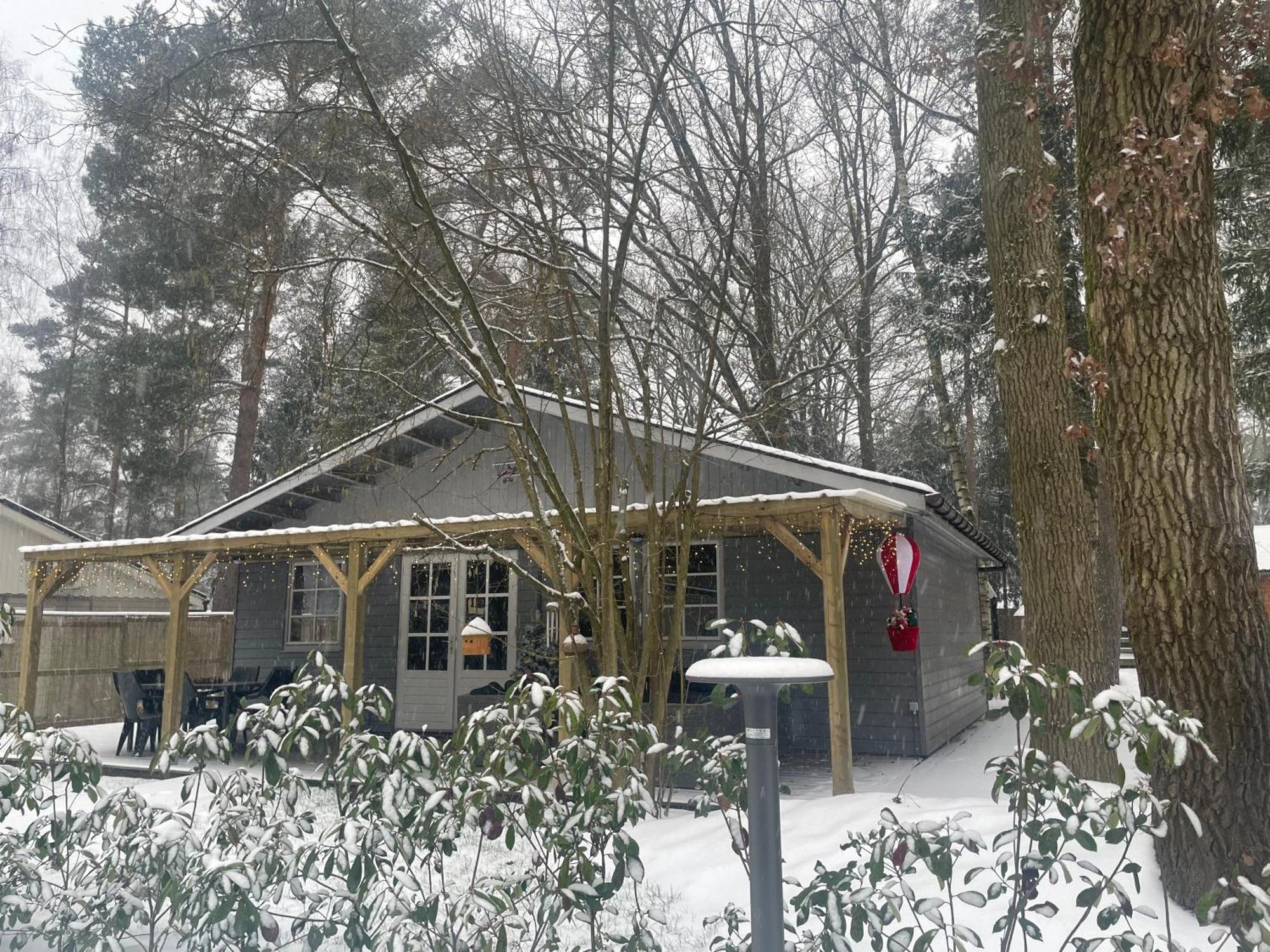 Chalet Sint-Hubertus Du Bois Zutendaal Bagian luar foto